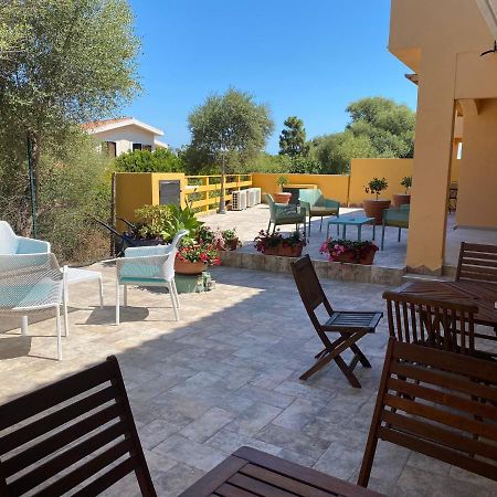 B&B Pettirosso San Teodoro  Exterior photo